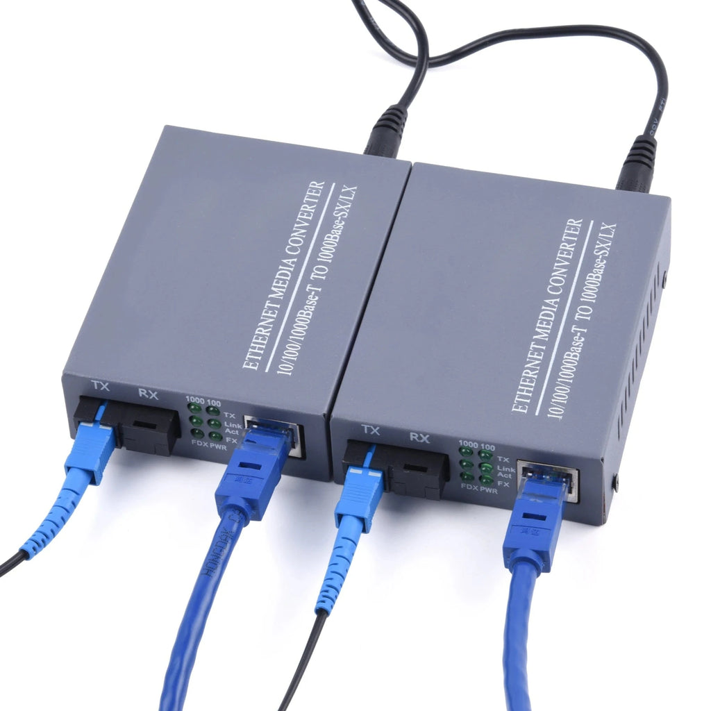 Gigabit Fiber Optical Media Converter 10/100/1000Mbps Single Mode 20Km UPC/APC SC - Port External Power Supply - Eleconic